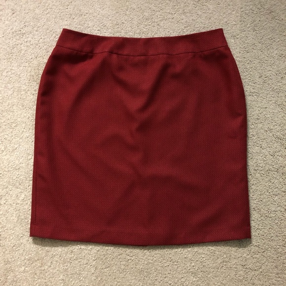 Le Suit Separates Skirt Sz 22W Elegance Classic Red Pencil Straight - Picture 2 of 12